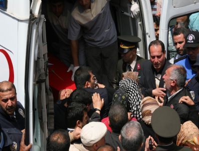 Şehit Başçavuş'un Cenazesi Baba Ocağına Getirildi