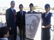 2 Bin İmza İle Atatürk Portresini Yaptı