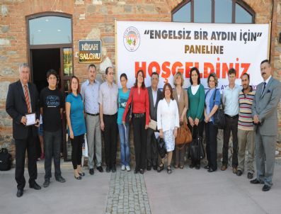 CEMIL ÖZTÜRK - Aydın Belediyesi'nden 'Engelsiz Bir Aydın' Paneli