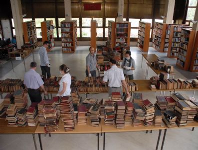 Eski Eserler Elden Geçiyor