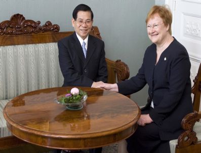 TARJA HALONEN - Fınland Vıetnam Presıdent Vısıts