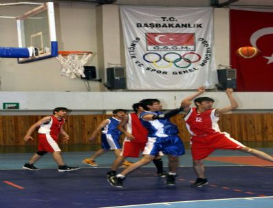 İDRİS ŞAHİN - Nevşehir'de Gençlik Haftası Kutlamaları