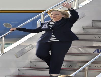 Japan Us Secretary Of State Clınton Vısıtys