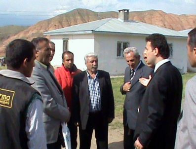 TAŞBURUN - Kaymakam Şuayib Gürsoy Taşburun Köyü'nde İncelemelerde Bulundu