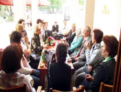 FIKRET AKOVA - Yardım Melekleri