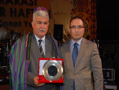 BAYRAM ALI ÖNGEL - Başkan Öngel'e İpek Yolu Hizmet Nişanı