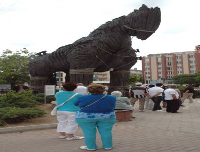 TROY - Çanakkale'deki Ünlü Troy Atına Ziyaretçi Akını