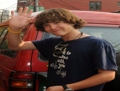 NEPAL - Fıle Nepal Teenage Clımber