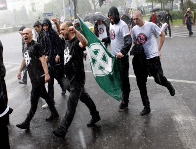 Romanıa Antı-gay Protest