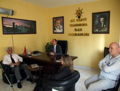 CEMAL ÖZTAYLAN - Ak Parti Bandırma İlçe Yönetim Kurulu Üyeleri Görevlerinden İstifa Etti