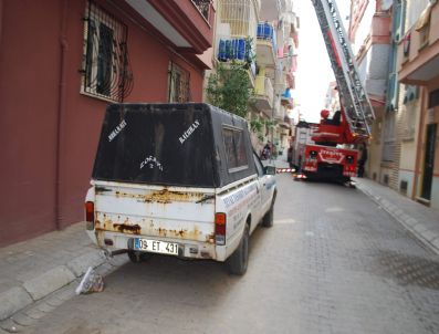 AYDıN MERKEZ - Aydın'da Sokaklara Terkedilmiş Hurda Araçlar Tehlike Saçıyor