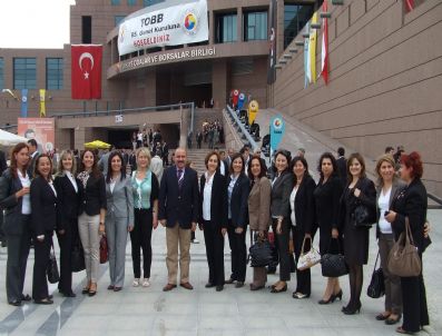 Ayto Ve Girişimci Kadınlardan Ankara'ya Çıkartma