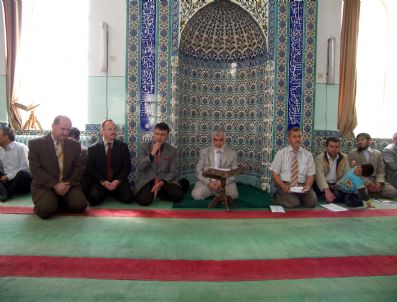 İBRAHIM KÜÇÜK - Camide Sendika Toplantısı