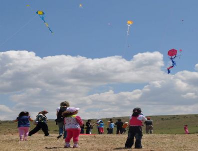 İBRAHIM KEKLIK - Gökyüzü Uçurtmalarla Kaplandı