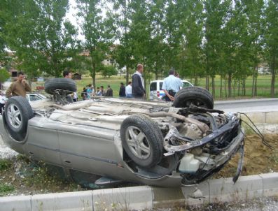Harmancık'ta Trafik Kazası: 2 Yaralı