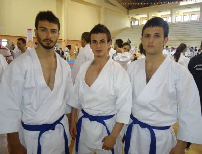 Kayseri Şekerspor Karate Takımı Finale Adını Yazdırdı