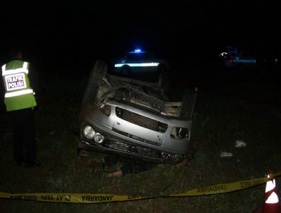 Otomobil Devrildi: 1 Ölü