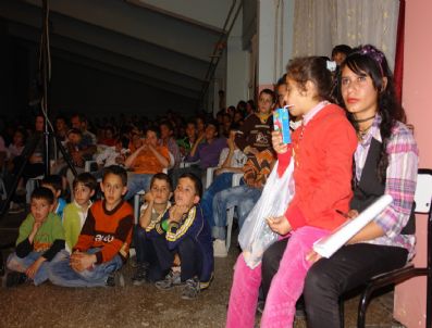 ABDULLAH ÇIFTÇI - Sınırda Tiyatro Heyecanı