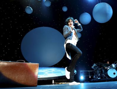 LEONARD COHEN - Spaın Musıc