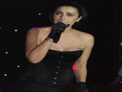 Akhisarlılar Sıla Konseri İle Coştu