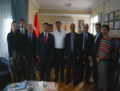 ORHUN YAZıTLARı - Başkan Kabak'tan Hemşehri Ziyareti