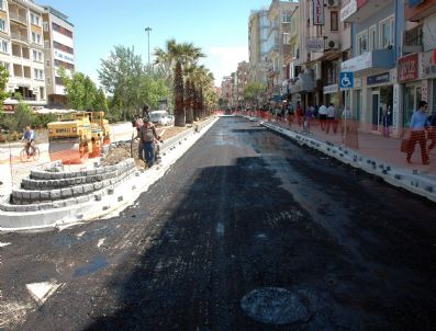 Cumhuriyet Bulvarında Asfalt Çalışmasına Başlandı