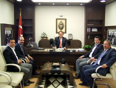 RECEP YAZıCıOĞLU - Kaymakam Özdemir'e Hemşehri Ziyareti