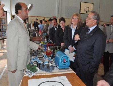 HALUK SAYGı - Metef Fuarı Ziyaretçilerini Ağırlıyor