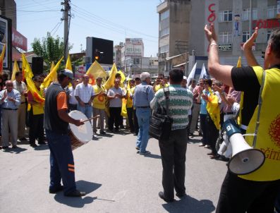 KAMU EMEKÇILERI SENDIKASı - Kesk Söke'de Eylem Yaptı