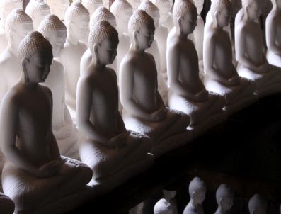 Srı Lanka Buddha Statue Workshop