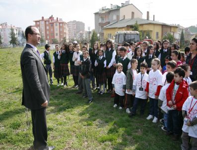 HALIT ZIYA UŞAKLıGIL - Uşak'ta Eko Okul Projesi