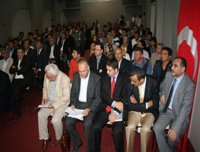 Ak Parti'de İlçe Teşkilatları Toplantısı Yapıldı