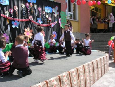 KAZıM ŞAHIN - Okulöncesi Şenlikleri Devam Ediyor