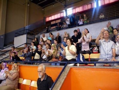 Taekwondocuların Kuşak Sınavı Heyecanı