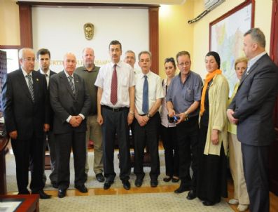 Bosna Hersek'in Yardım Kuruluşu 'Merhamet'in Yöneticileri Manisa'da