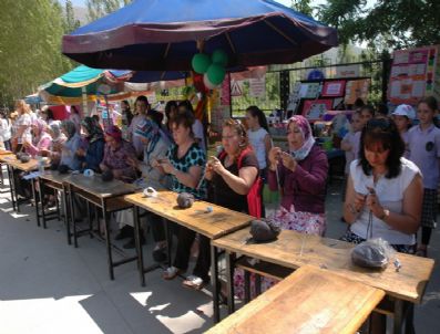 MEHMET BAYGÜL - Öğrenciler Yıl Sonu Şenliğinde Eğlendi