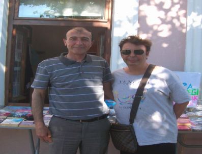 Şarkıcı Aydın'dan Eğitime Destek