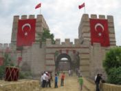 İstanbul'un Fethi Belgratkapı'da Canlandırıldı