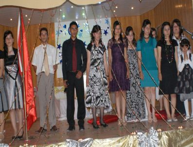 SALUR - Manyas'ta Öğrencilerden Şiir Şöleni