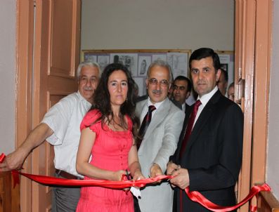 BIROL KURUBAL - Sapanca Halk Eğitim Merkezi Yıl Sonu Sergisi Açıldı