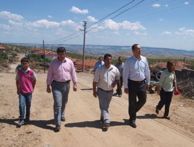 SELIM PALAMUT - Selendi Kaymakamı Selim Palamut'tan Köy Ziyaretleri
