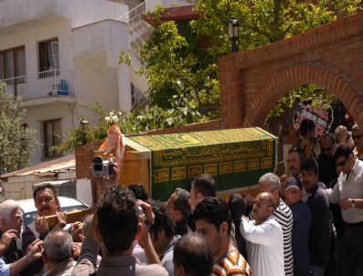 160 Kiloluk Eski Güreşçi Hayatını Kaybetti