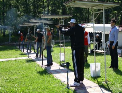 SÜLEYMAN DIŞLI - Adapazarı Belediyesi Trap Atışları Nefes Kesti
