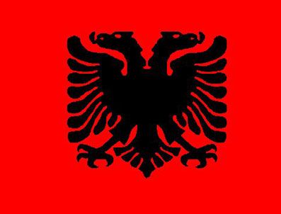 Arnavutluk'ta gerginlik başladı