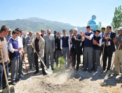 HÜSEYIN ŞIMŞEK - Başkan Ergün, Fidan Dikimine Katıldı