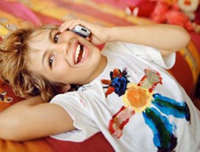 ERICSSON - Çocuklara özel cep telefonları