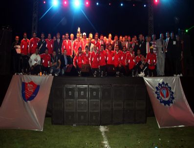 CAN DIREKÇI - Kardemir Karabükspor'da Şampiyonluk Kutlaması