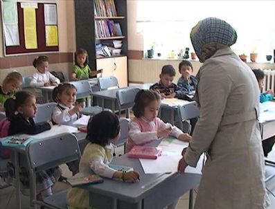 Tavşanlı'da Minik Öğrenciler 'Boyama Şenliğinde' Buluştu