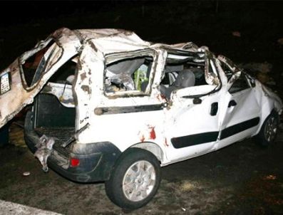 Kocaeli'de trafik kazası: 2 ölü