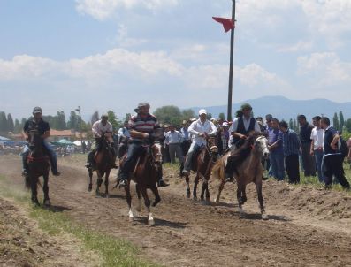 MUSTAFA ERBAŞ - Kütahya'da Rahvan At Yarışları